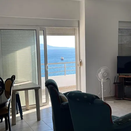 Lägenhet Lilis Sea View