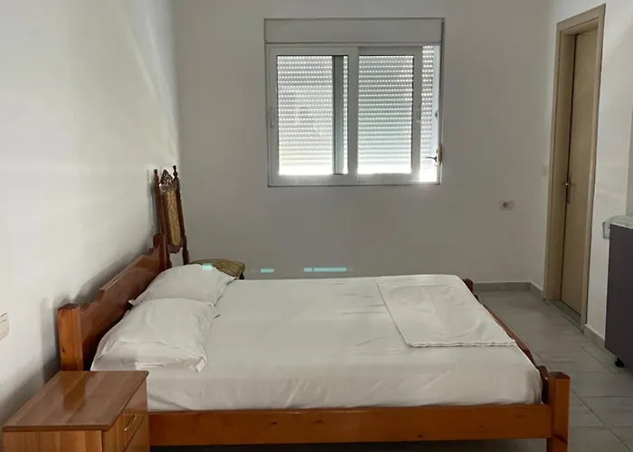 Lilis Sea View Sarandë