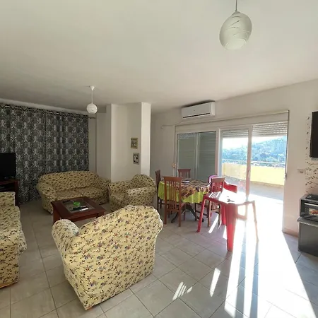 Lilis Sea View