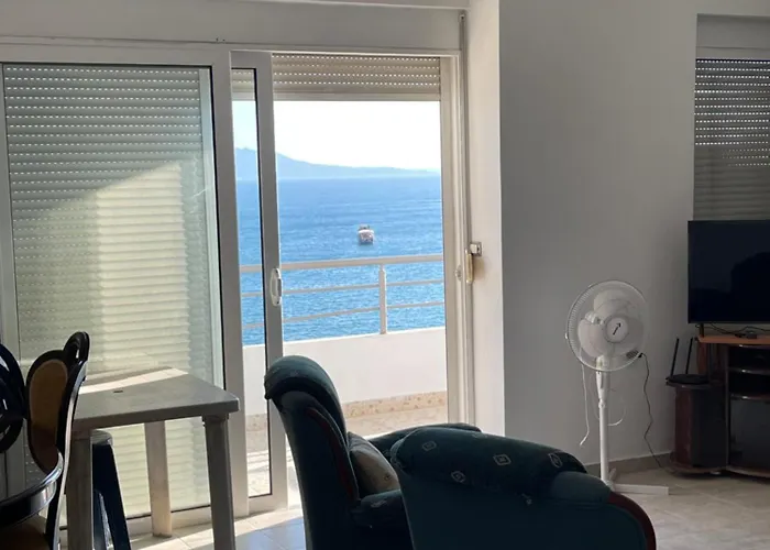 Daire Lilis Sea View